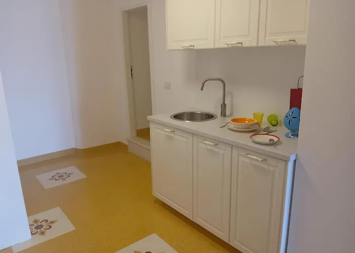 Dimora San Felice Il Melograno Apartment