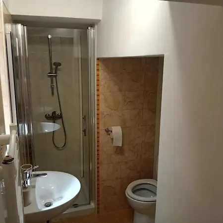 Dimora San Felice Il Melograno غالّيبولي